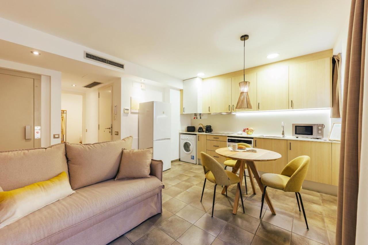 Bravissimo Mercadal 3, One-bedroom Sofa Bed Appartement Gerona